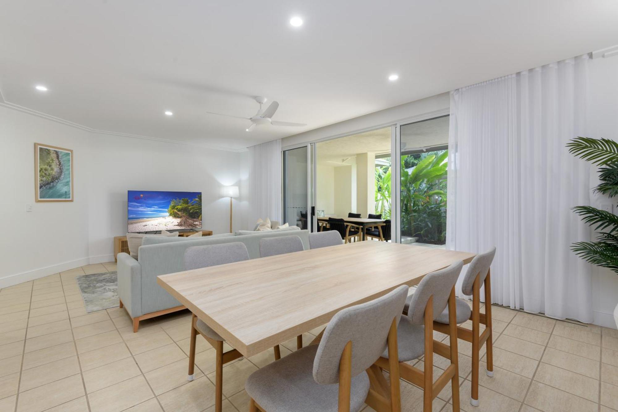 Mandalay Luxury Beachfront Apartments Порт Дуглас Экстерьер фото